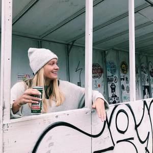 Meet your Posher, Savannah